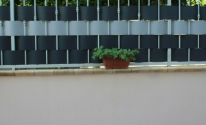 Frangivista e Frangivento Surveil grigio finestra RAL 7040-956