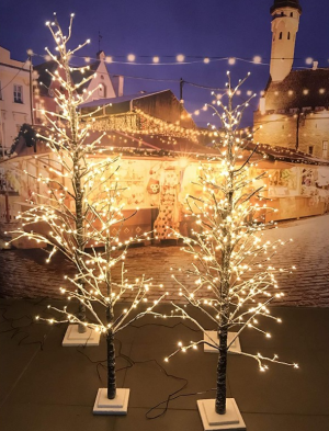 Xone albero innevato 270 led 180 cm-1317