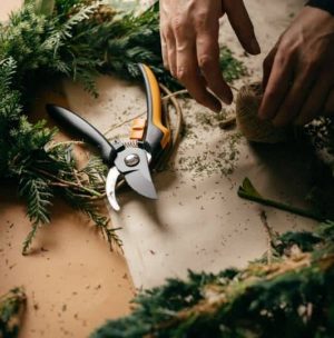 Forbice da giardino Bypass Fiskars L P 341-2401