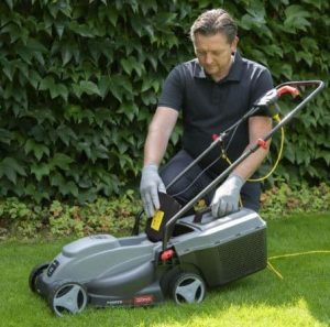 Tosaerba elettrico 1000w 320mm Power Plus-3642