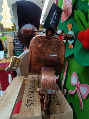 Vespa in metallo-4463