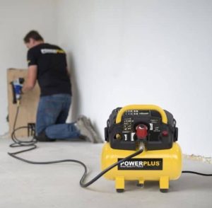 Compressore 6 Lt 1100w senza olio-4496